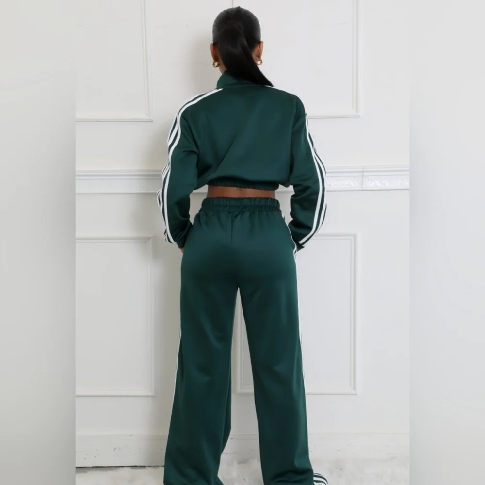 027. STRIPE TRACK SUIT - Picture 4 of 4